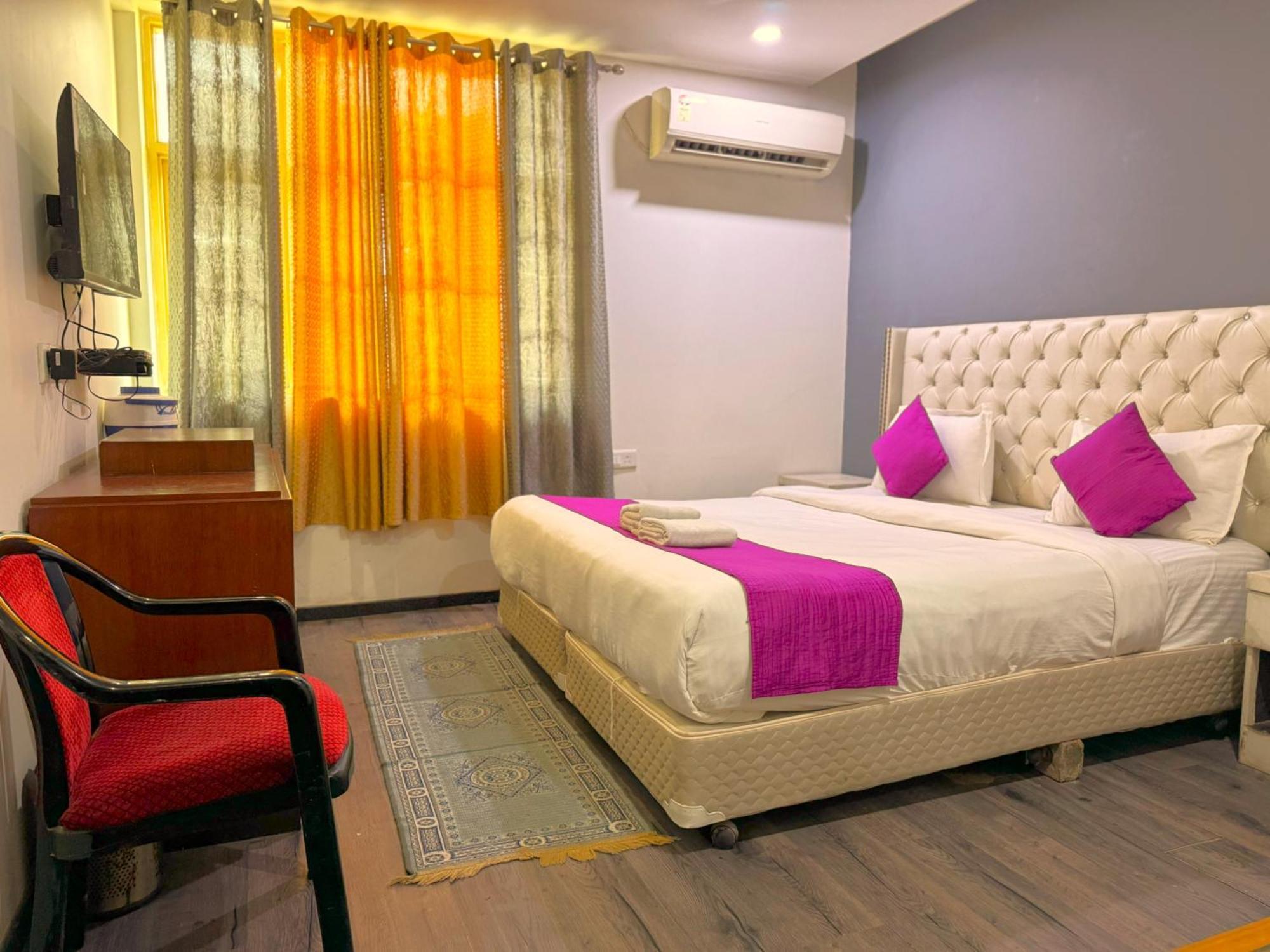 Airport Hotel The Grand Shoba New Delhi Buitenkant foto